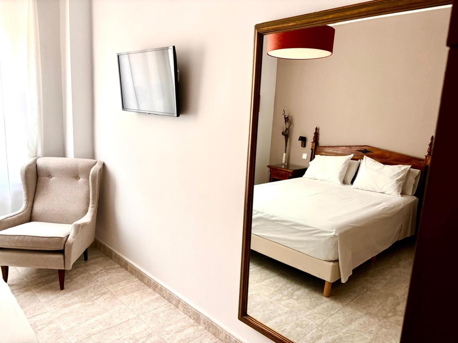 Hostal Barrera มาดริด ภายนอก รูปภาพ